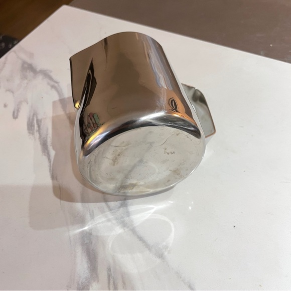 Barista Stainless Steel Milk Frothing Mug Container ☕️ - Picture 4 of 4